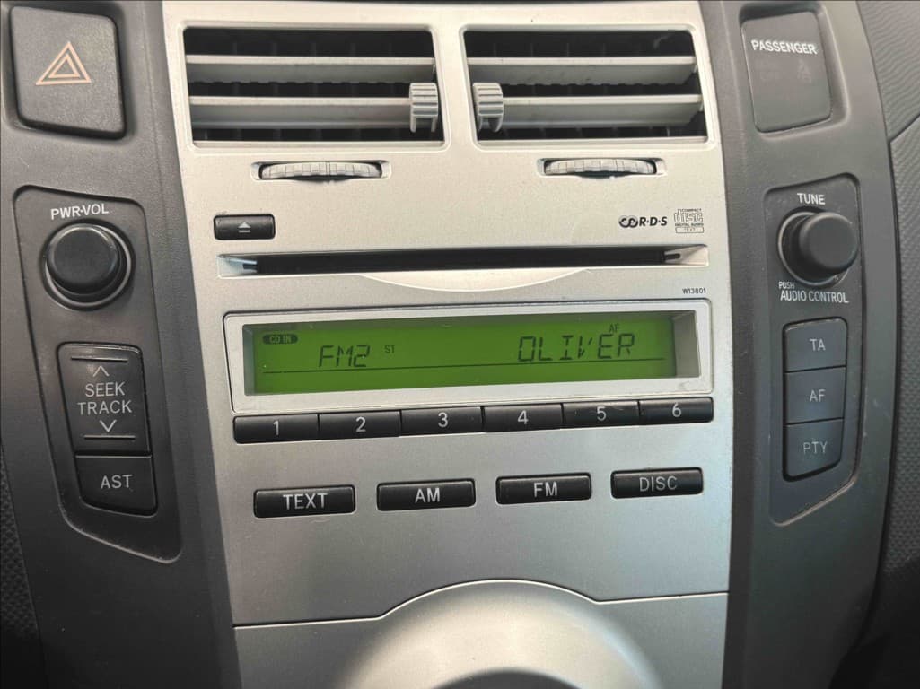 2008 Toyota Yaris - 10