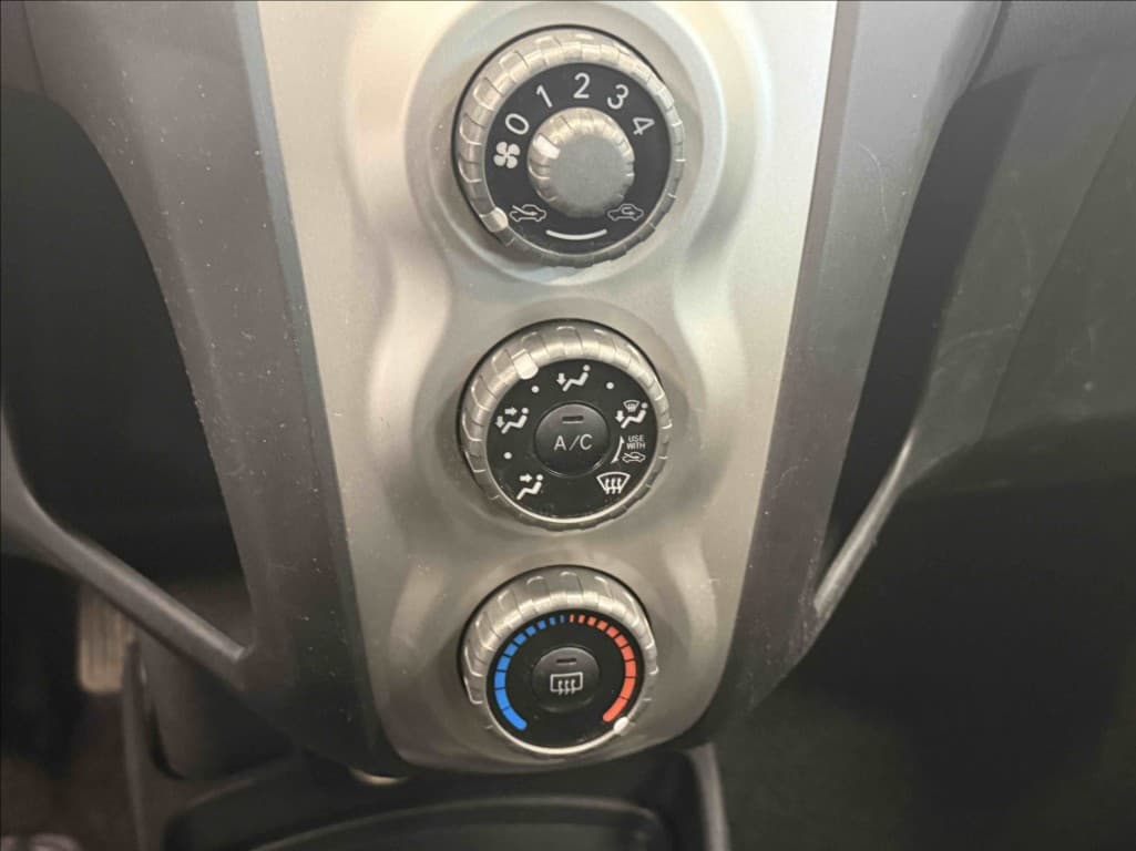 2008 Toyota Yaris - 11