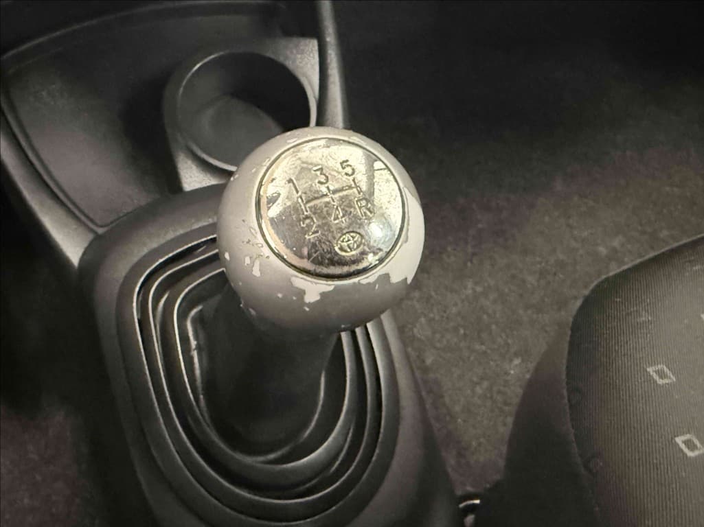 2008 Toyota Yaris - 12