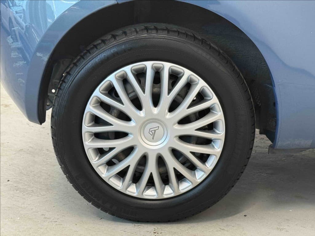 2008 Toyota Yaris - 17