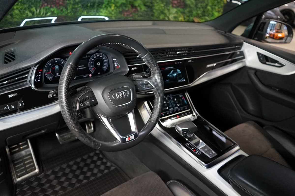 2020 Audi Q7 - 10