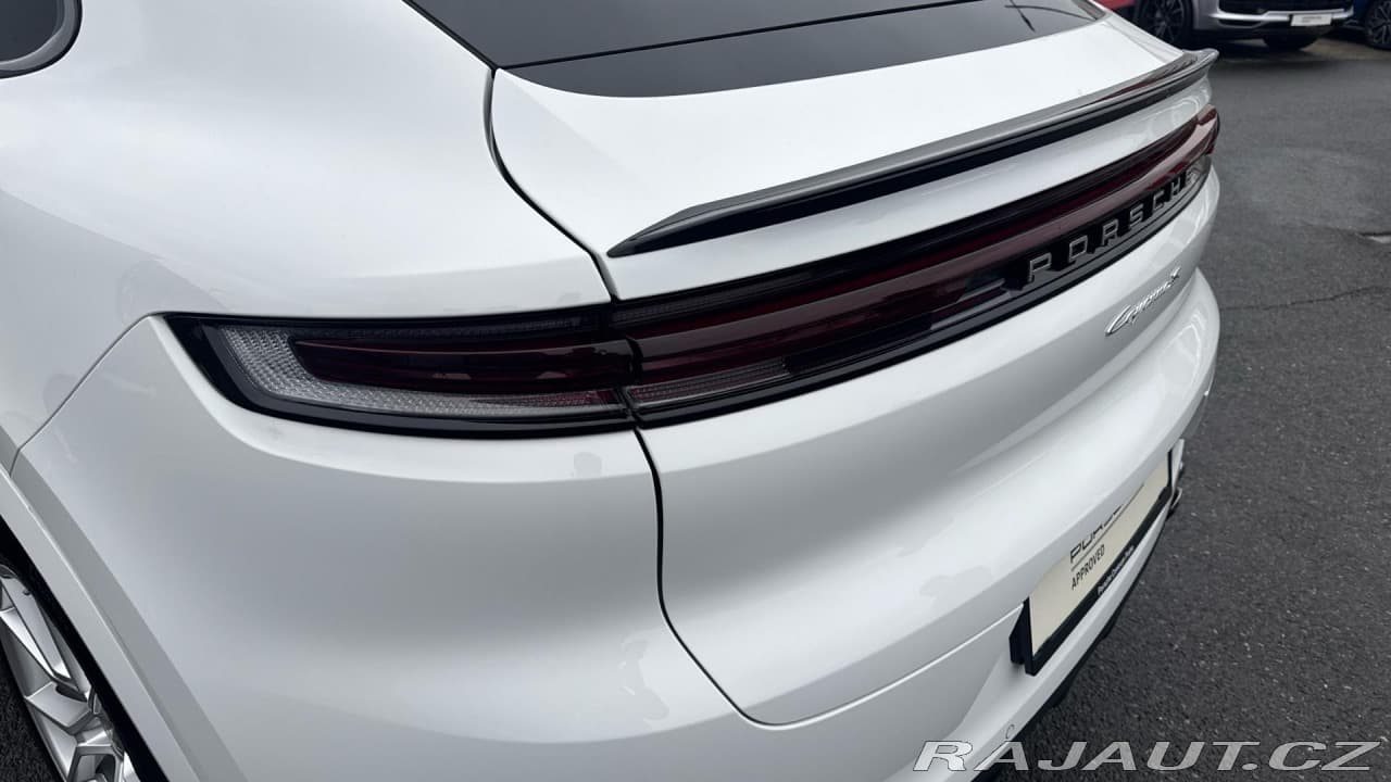 2023 Porsche Cayenne - 14