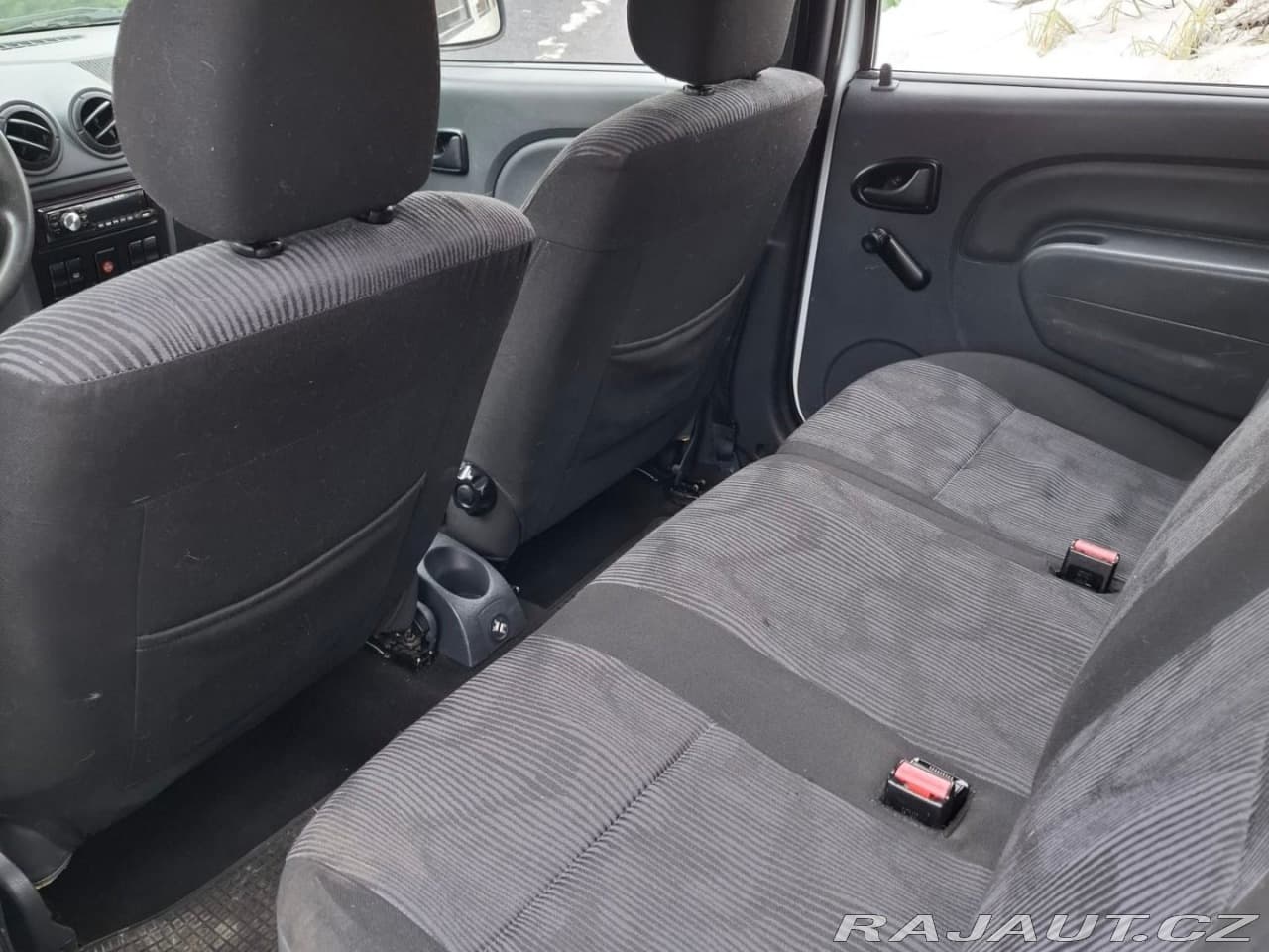 2008 Dacia Logan - 12