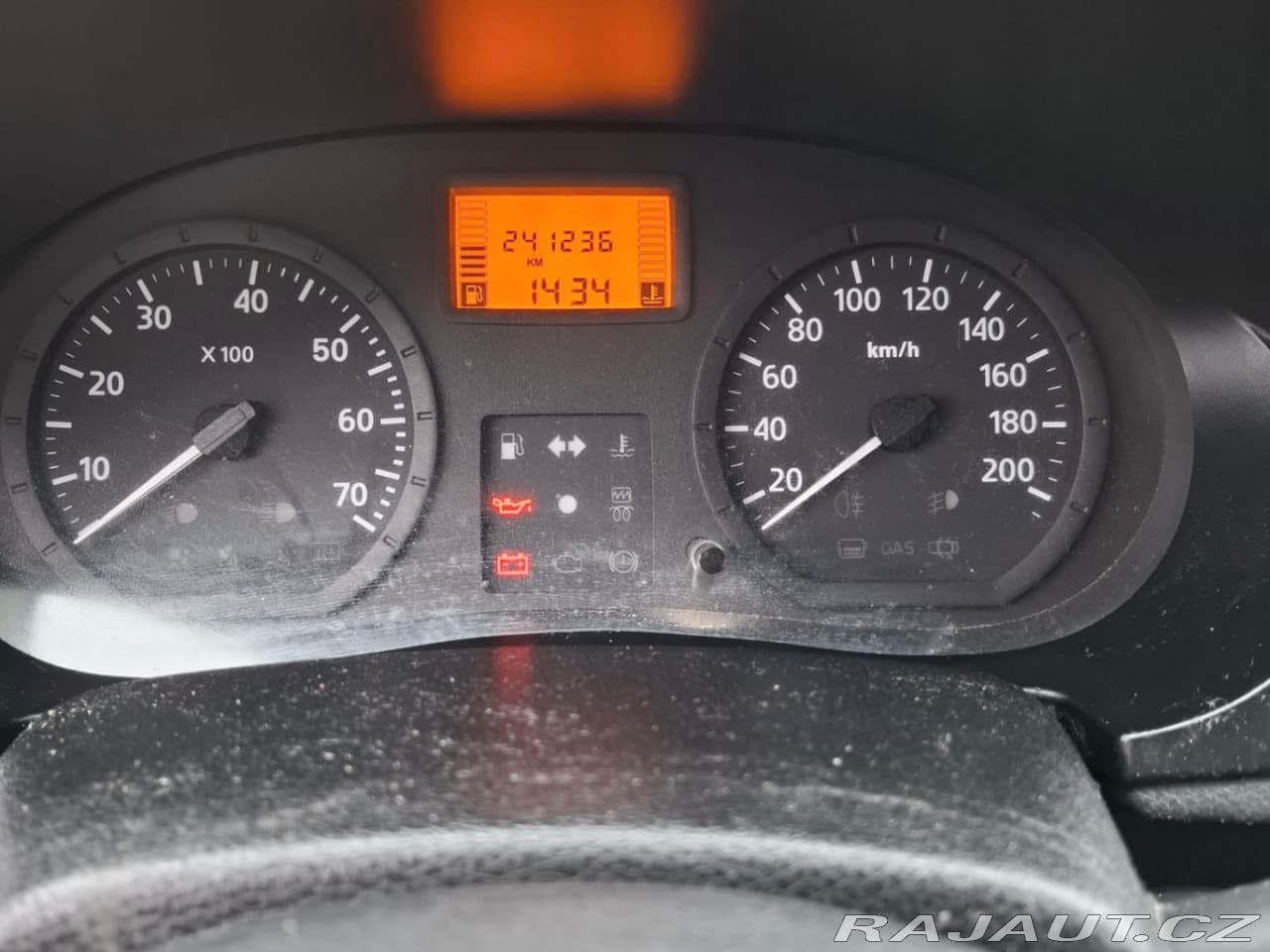 2008 Dacia Logan - 13