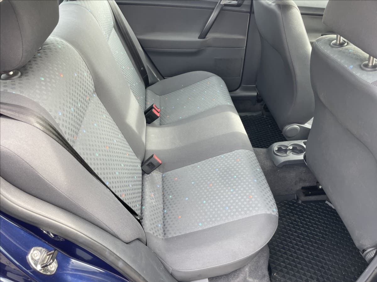 2004 Volkswagen Polo - 10