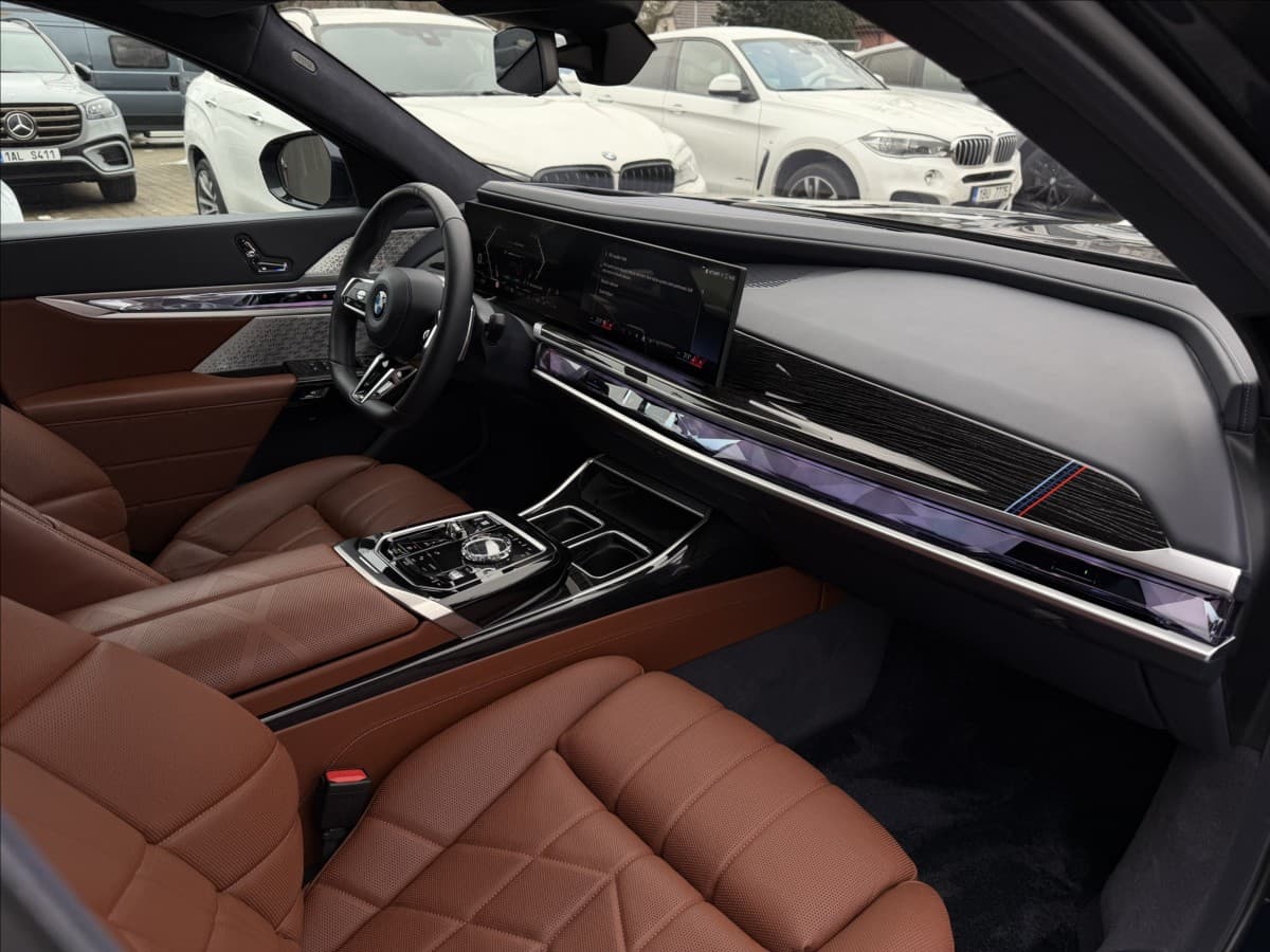 2023 BMW 7-Series - 9
