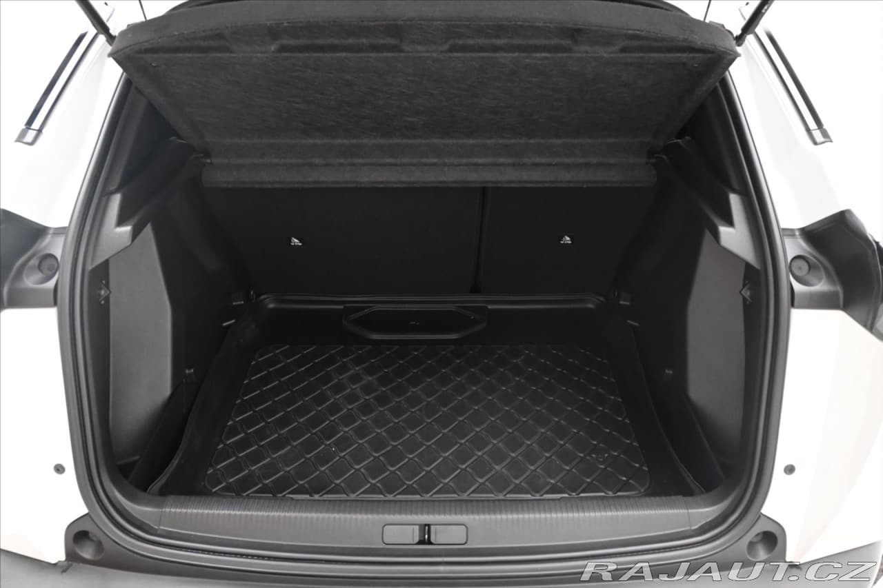 2021 Peugeot 2008 - 10