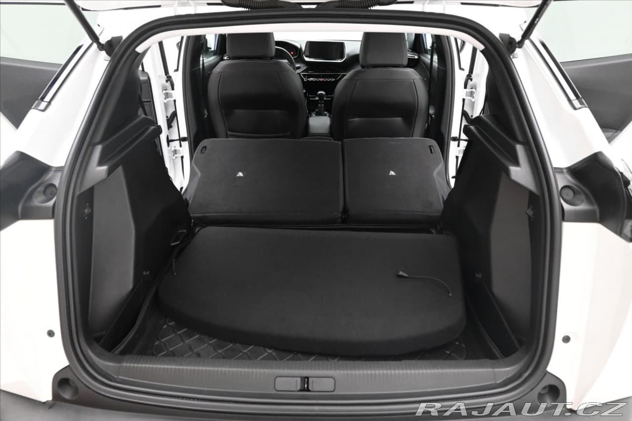 2021 Peugeot 2008 - 11