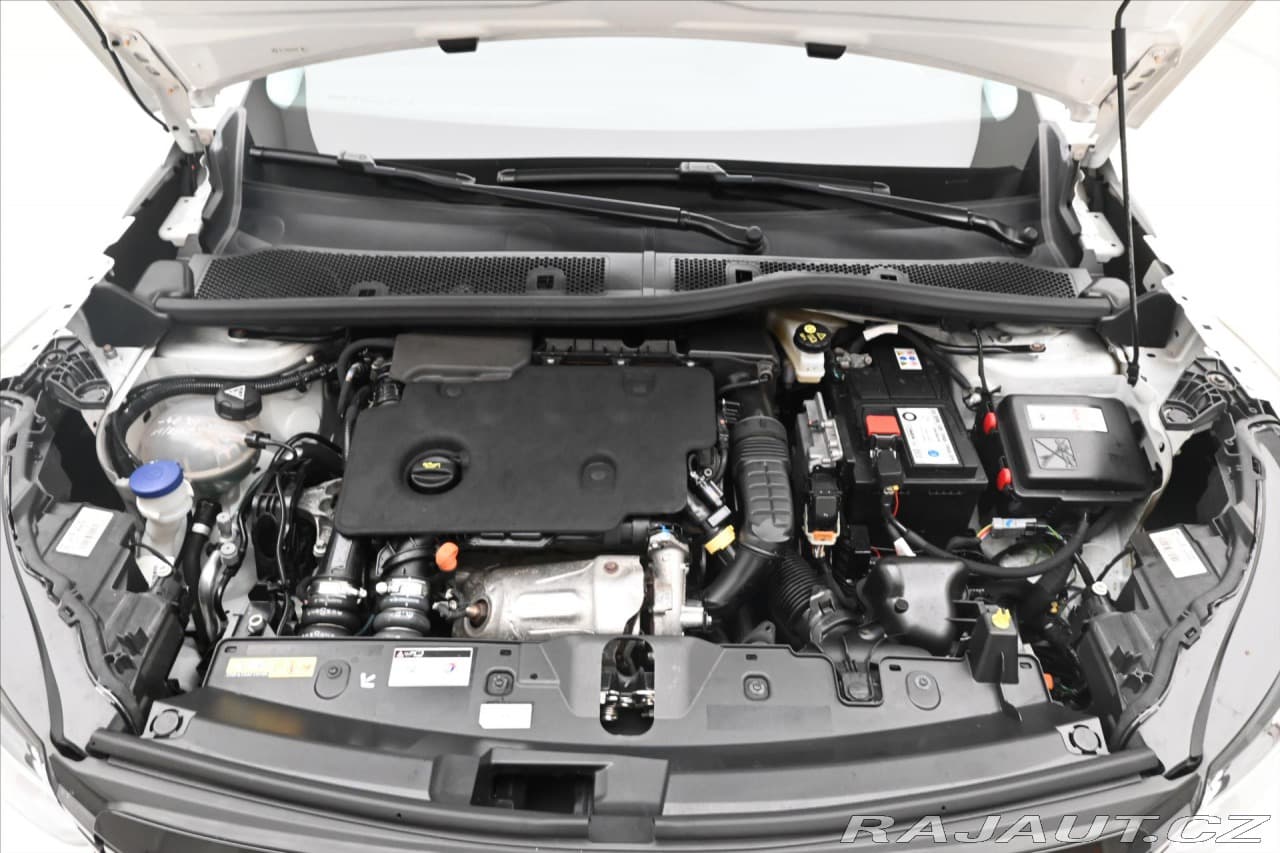 2021 Peugeot 2008 - 9