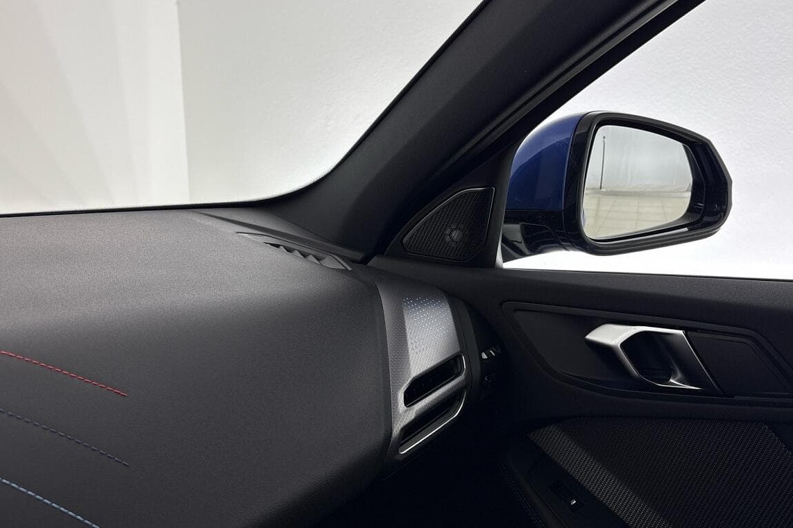 2020 BMW 1-Series - 12