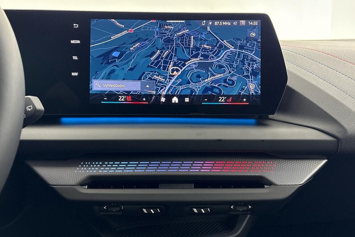 2020 BMW 1-Series - 9