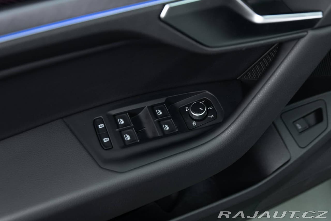 2025 Volkswagen Touareg - 9