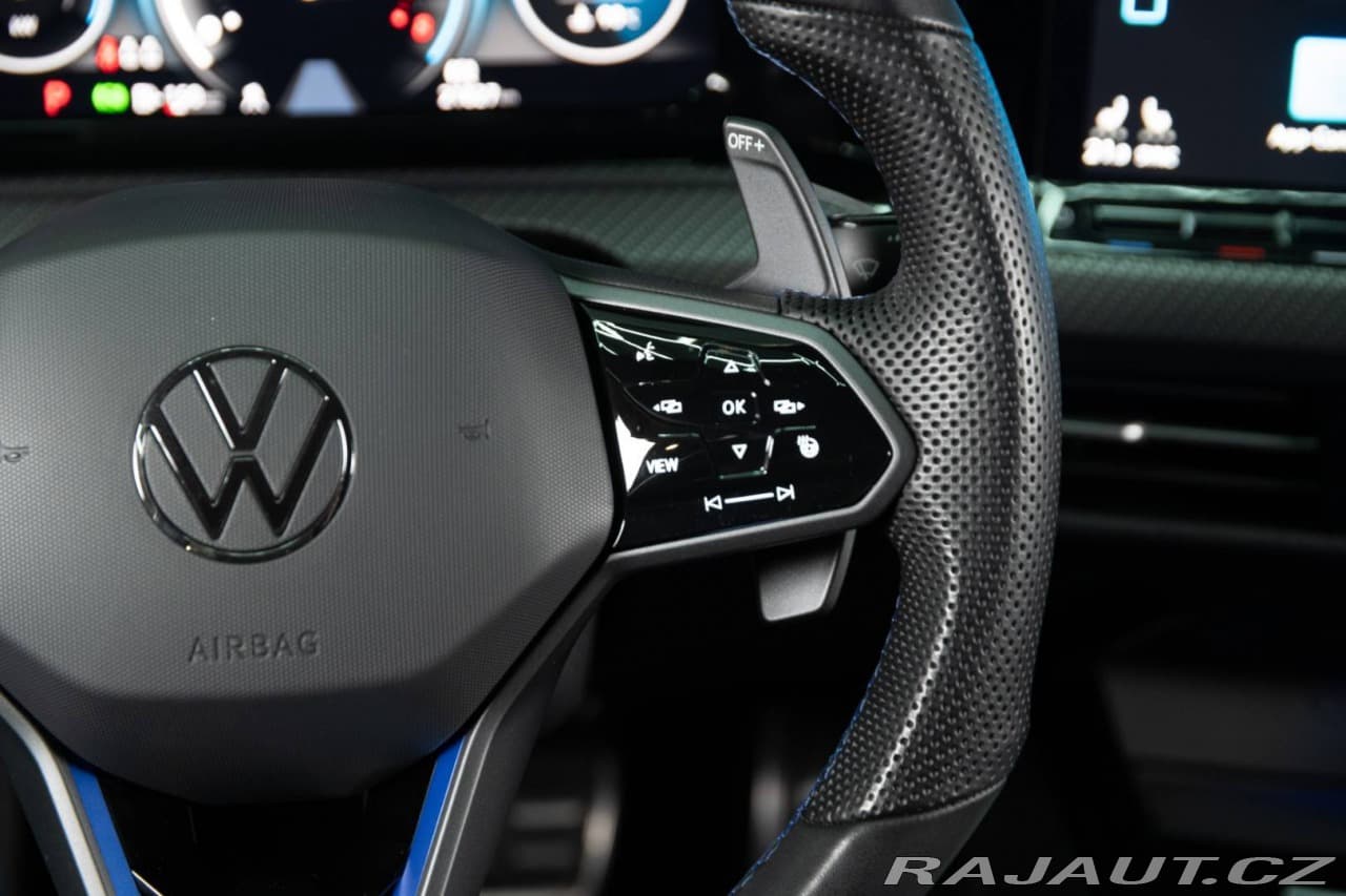 2023 Volkswagen Golf - 15