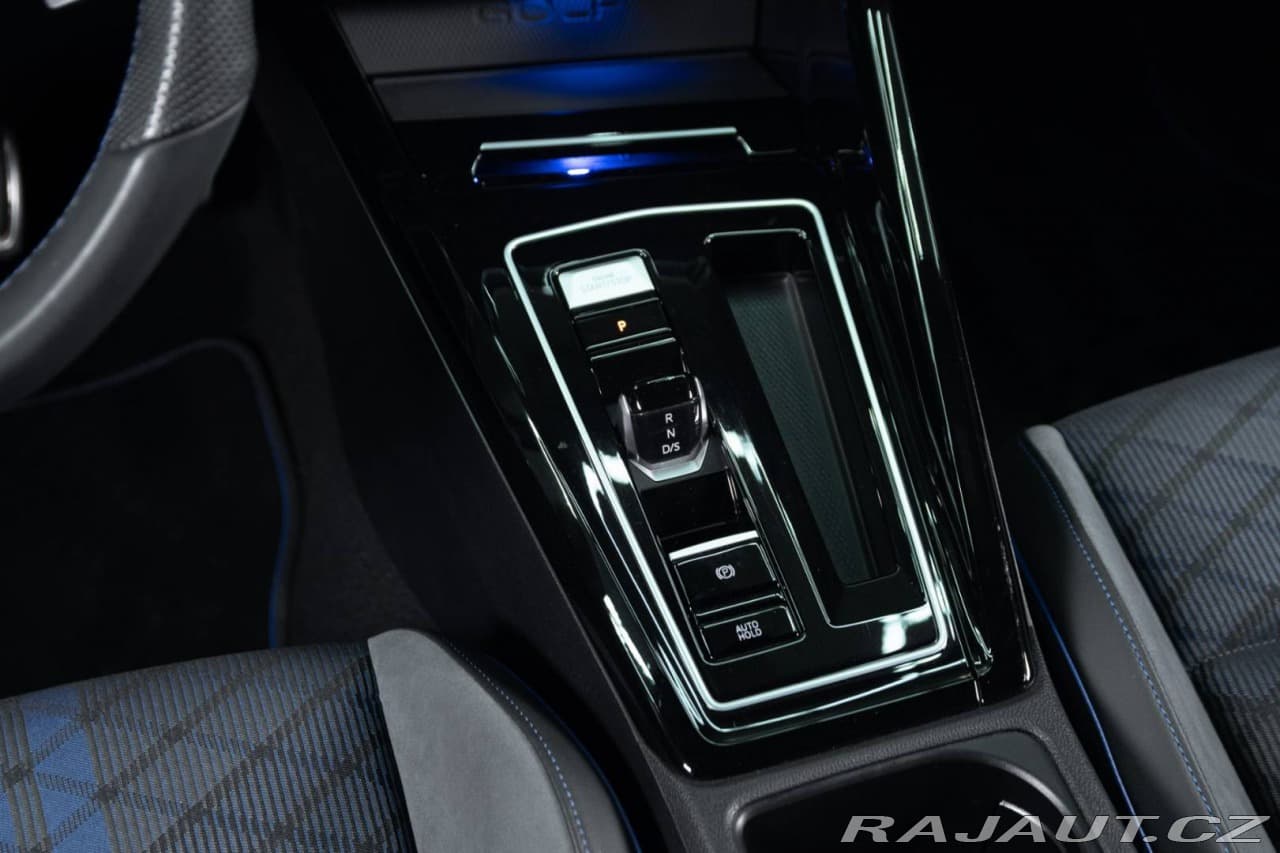 2023 Volkswagen Golf - 18