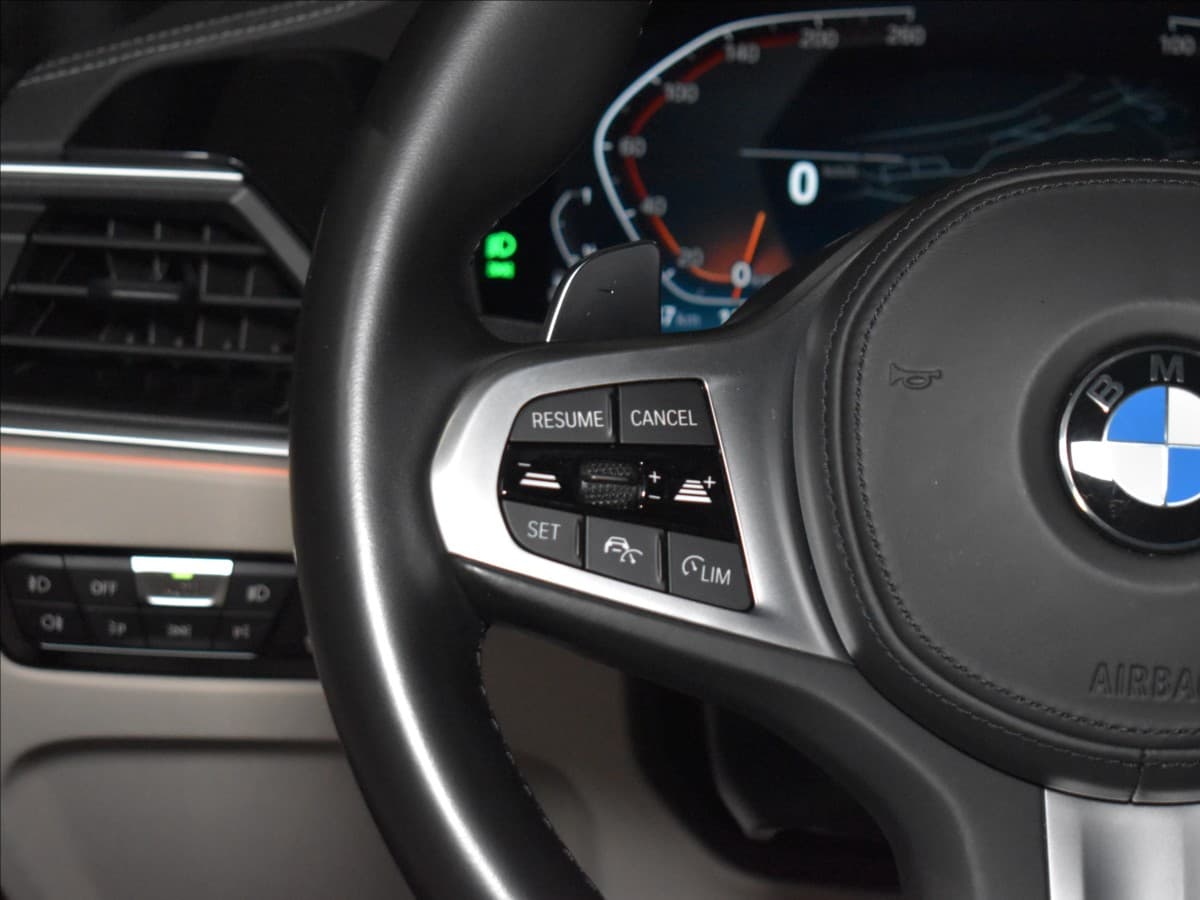 2022 BMW 3-Series - 17