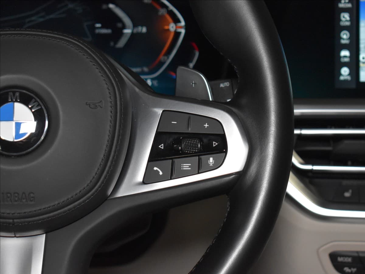 2022 BMW 3-Series - 18