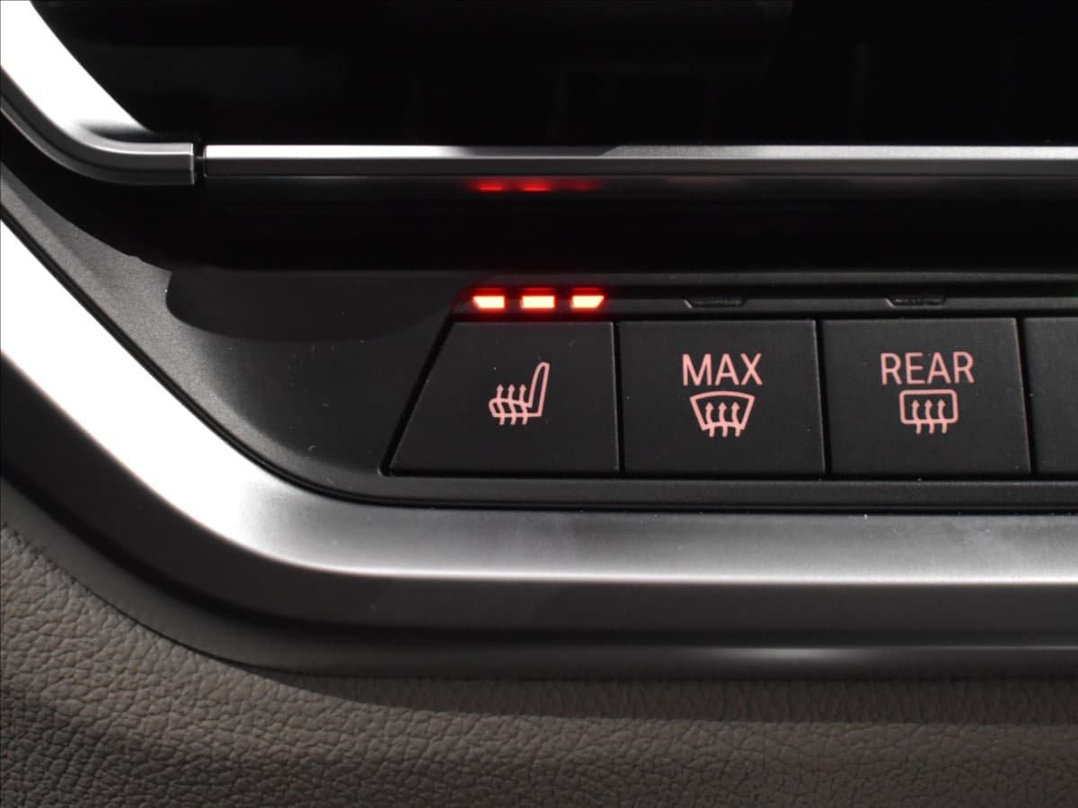 2022 BMW 3-Series - 20