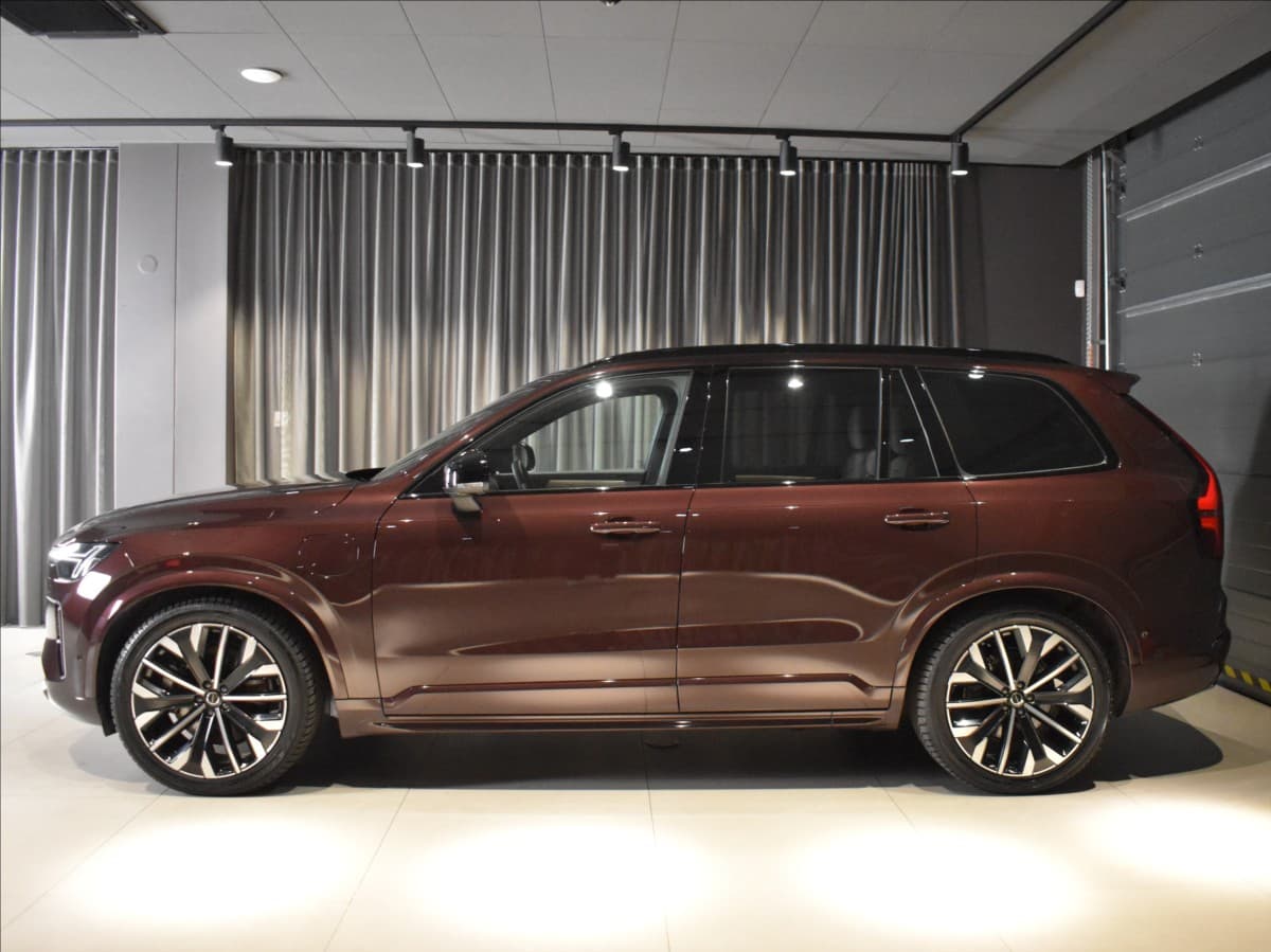 2025 Volvo Xc90 - 2