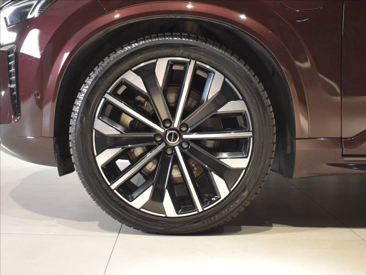 2025 Volvo Xc90 - 7