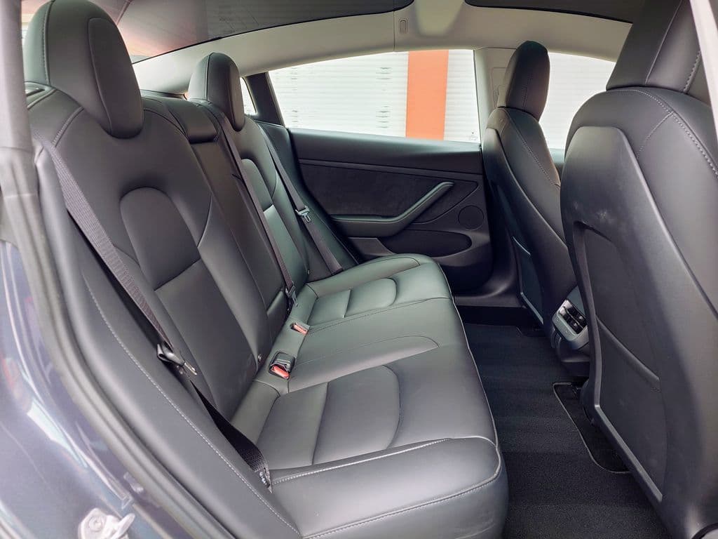 2021 Tesla Model 3 - 17