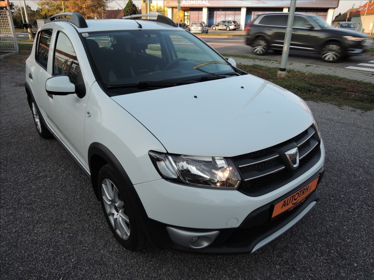 2014 Dacia Sandero - 2