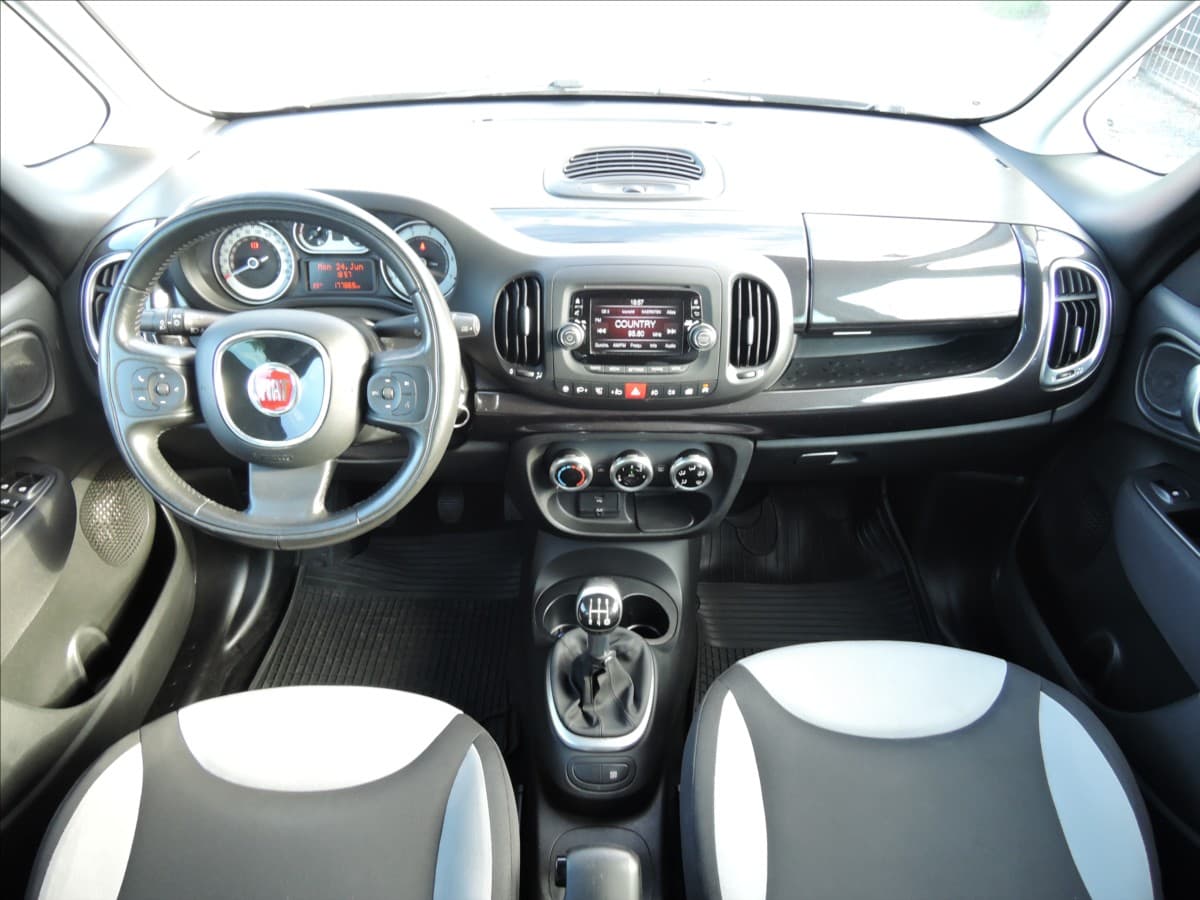 2014 Fiat 500 - 12