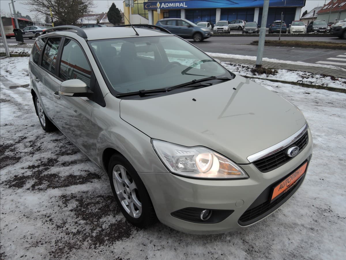 2010 Ford Focus - 2