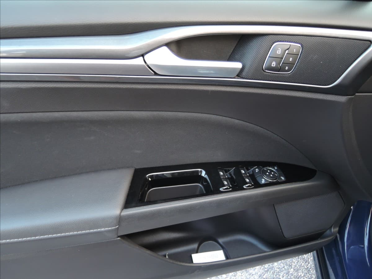 2019 Ford Mondeo - 10