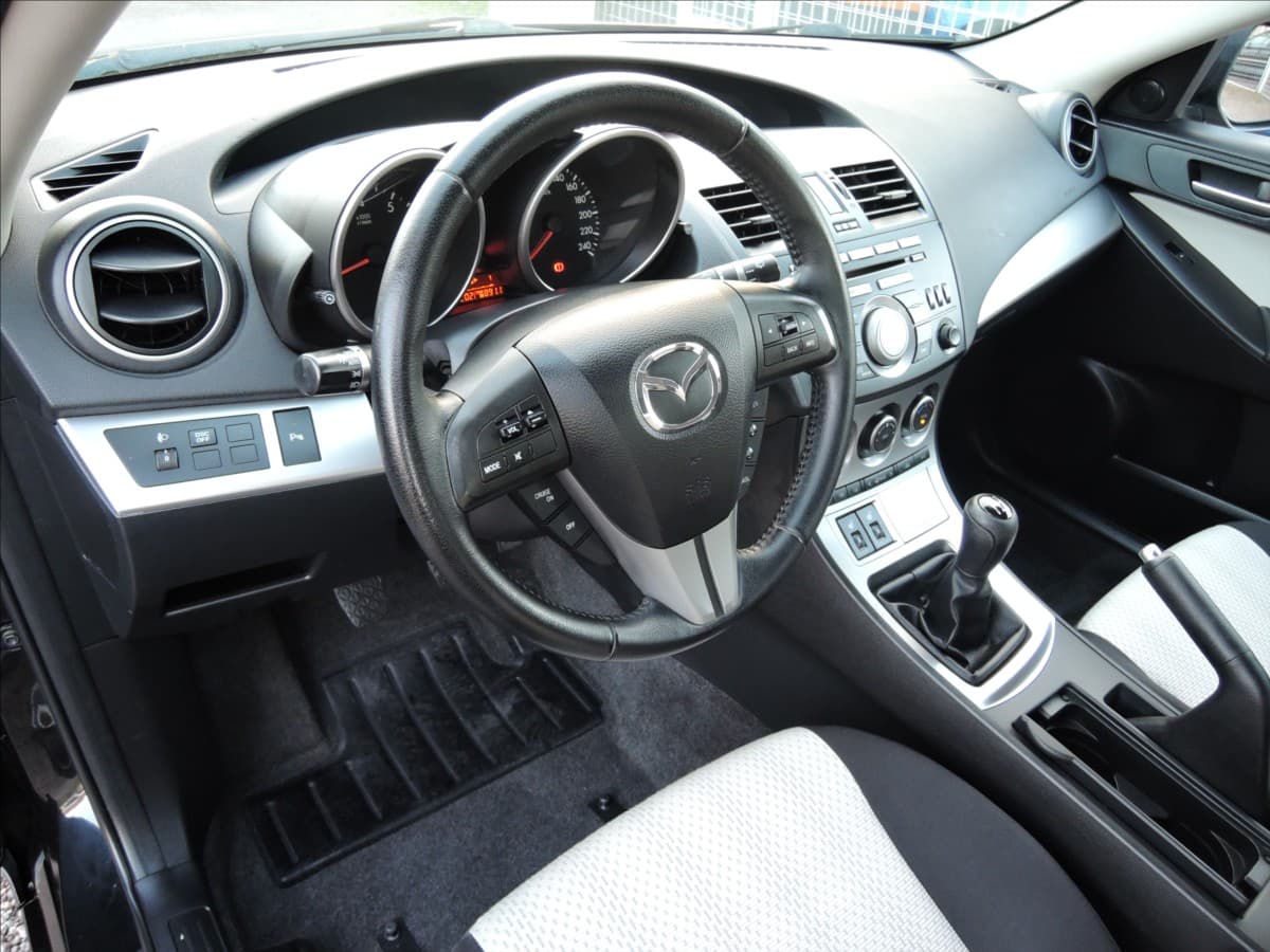 2010 Mazda 3 - 9