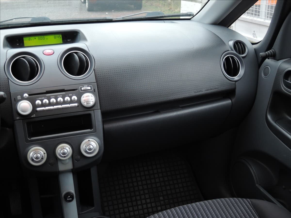 2007 Mitsubishi Colt - 14