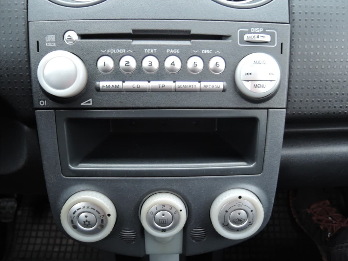 2007 Mitsubishi Colt - 15