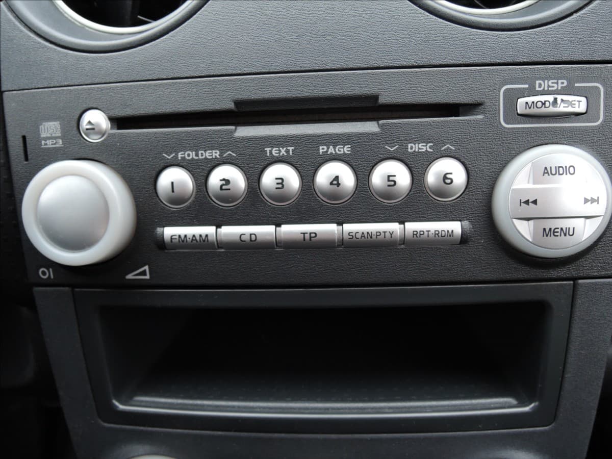 2007 Mitsubishi Colt - 17