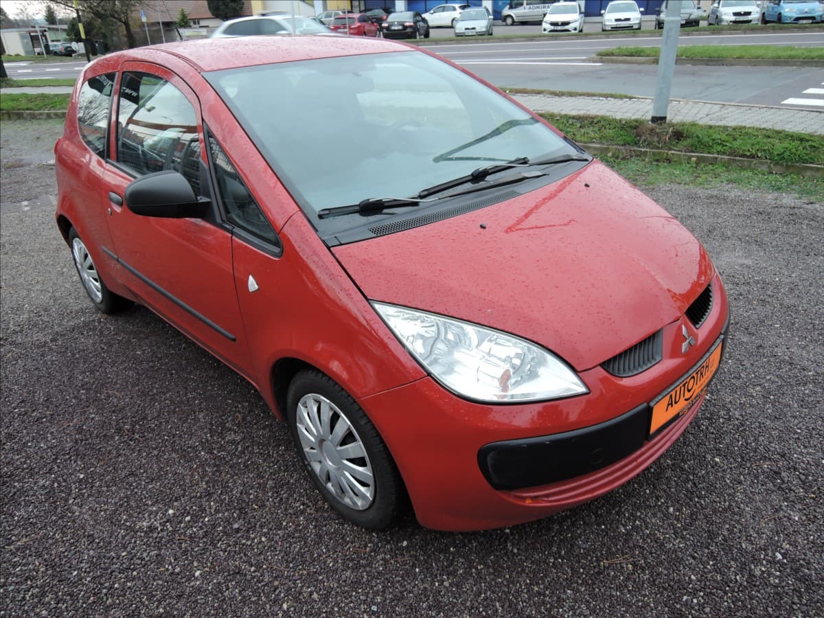 2007 Mitsubishi Colt - 2