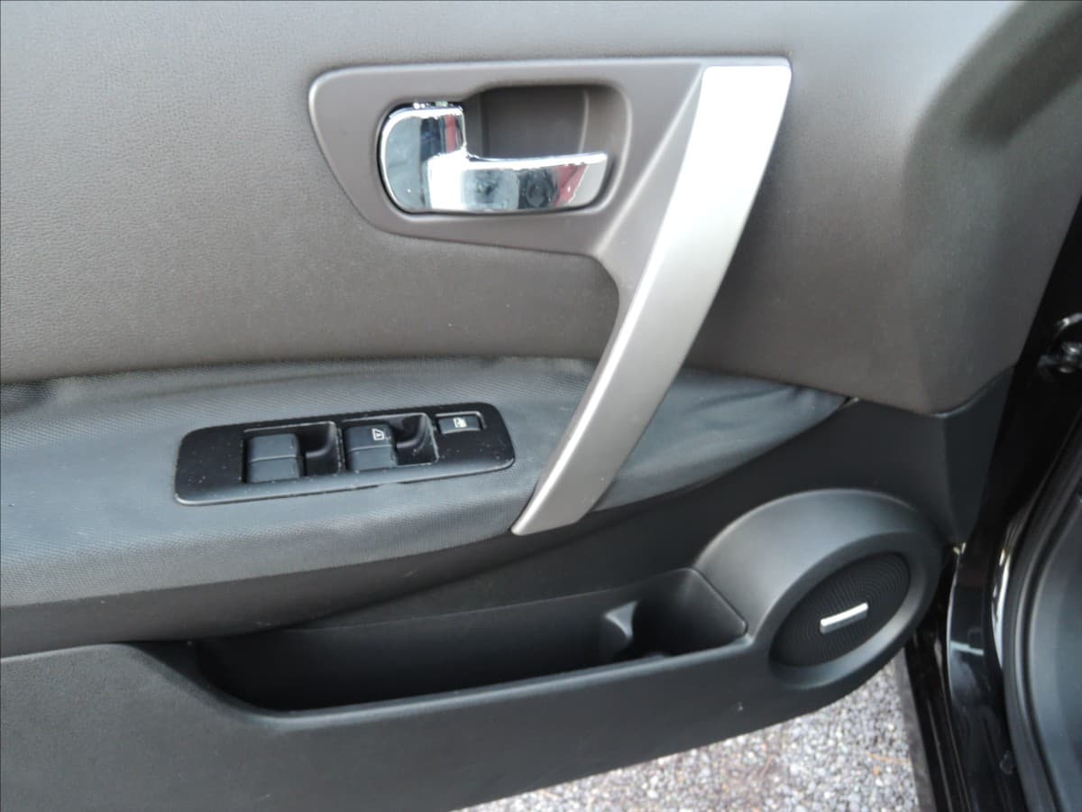 2010 Nissan Qashqai - 10