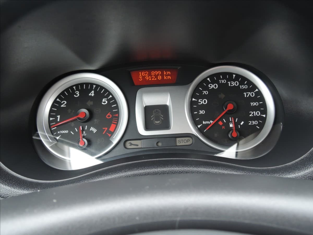 2009 Renault Clio - 19