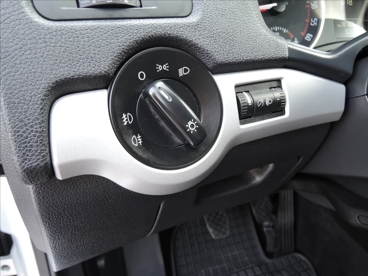 2012 Škoda Octavia - 12