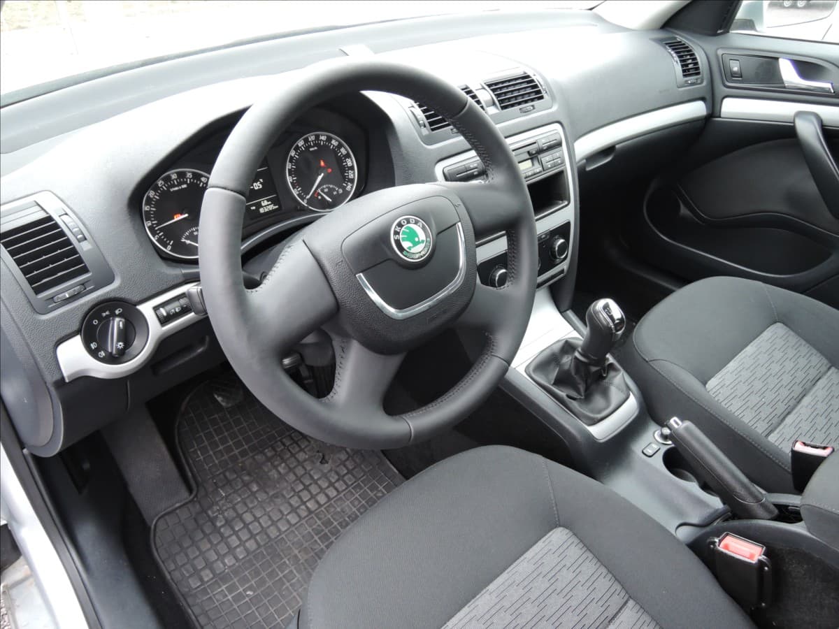 2012 Škoda Octavia - 9