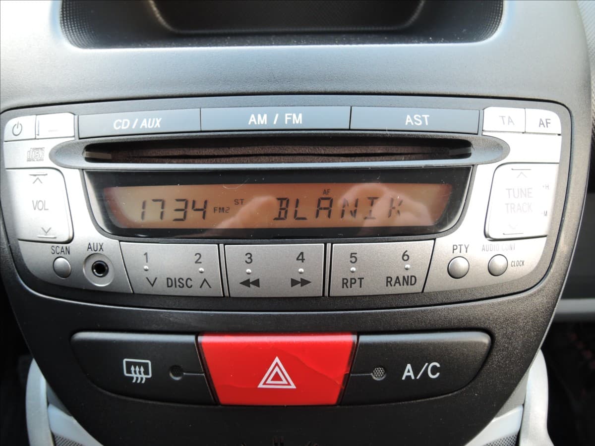 2006 Toyota Aygo - 15