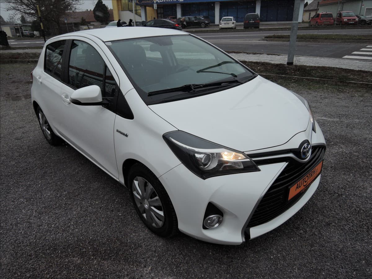2014 Toyota Yaris - 2
