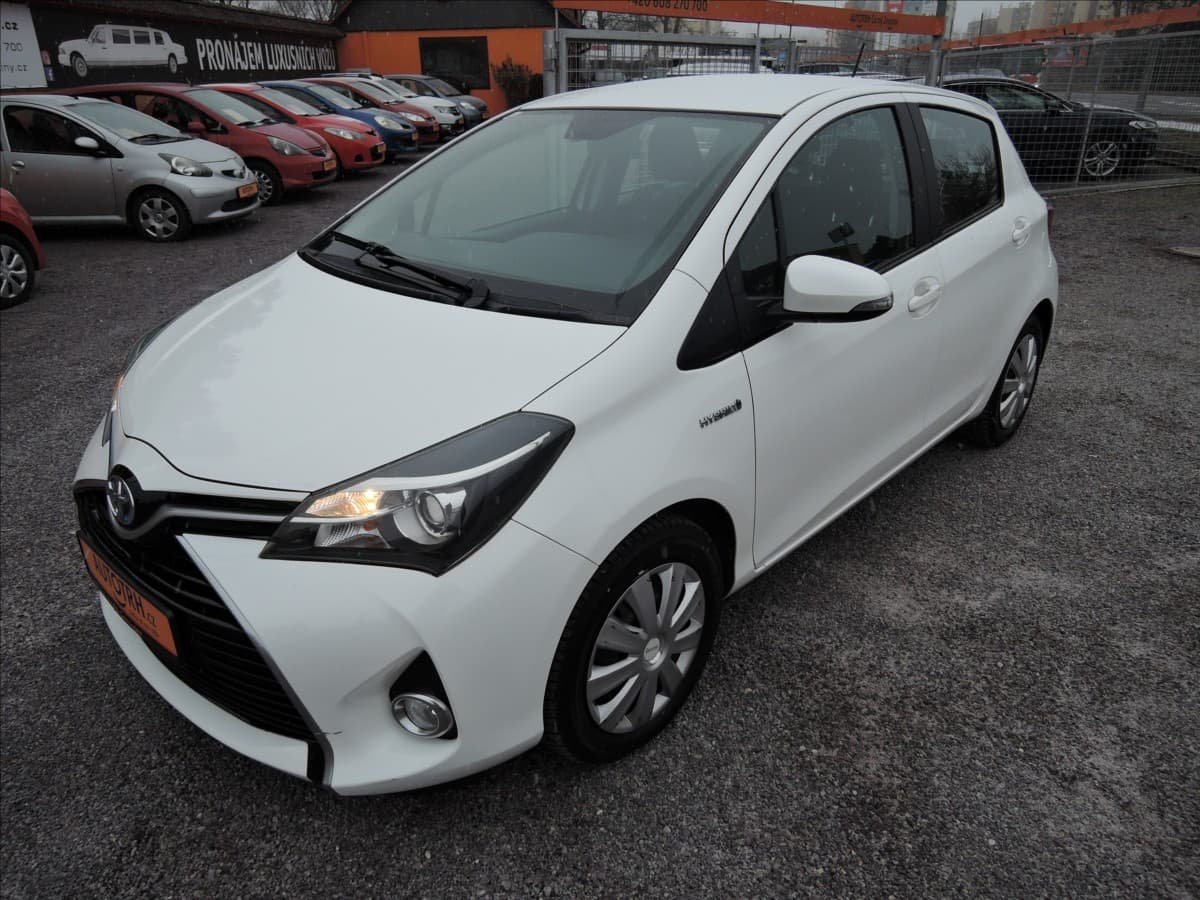 2014 Toyota Yaris - 3