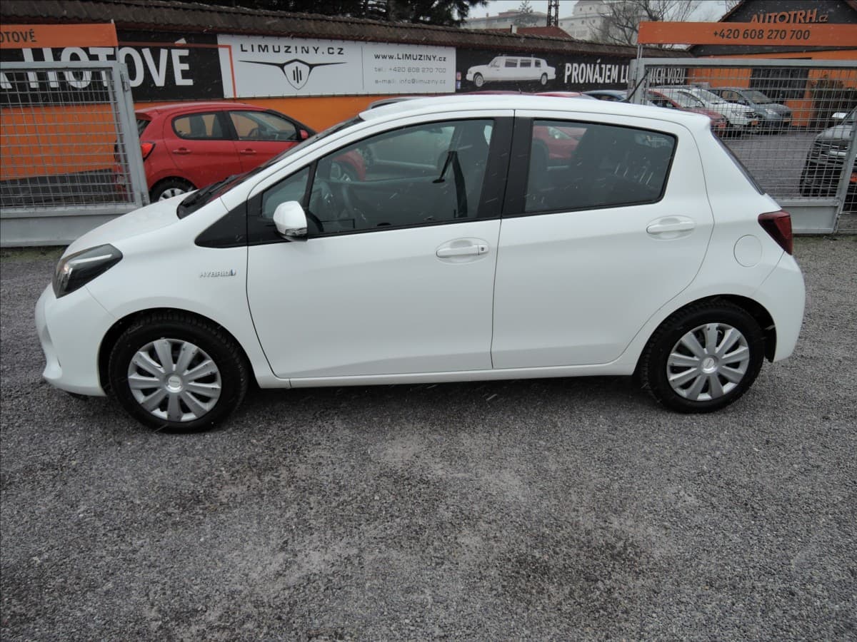 2014 Toyota Yaris - 4