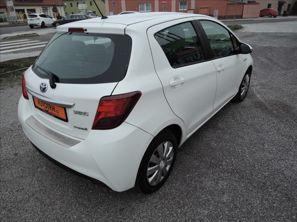 2014 Toyota Yaris - 6