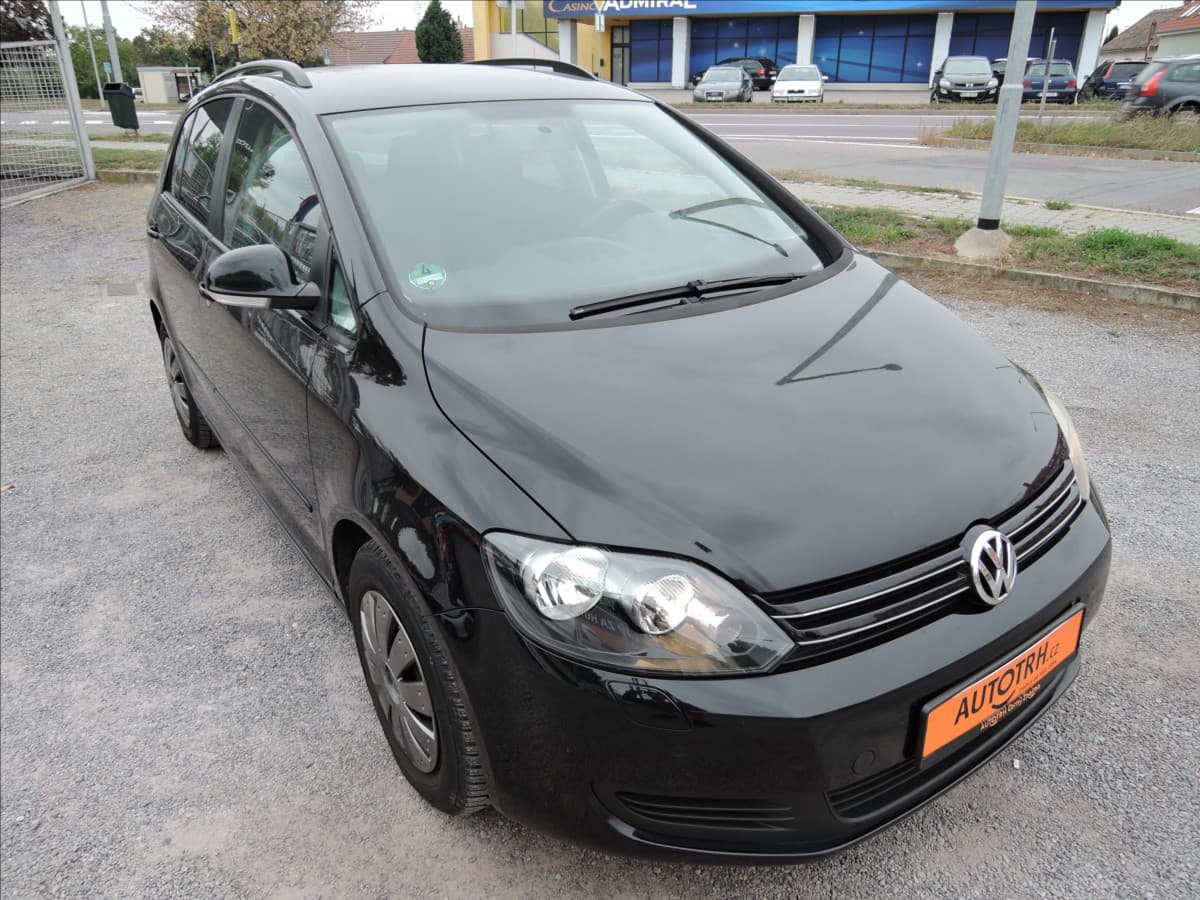 2009 Volkswagen Golf - 2