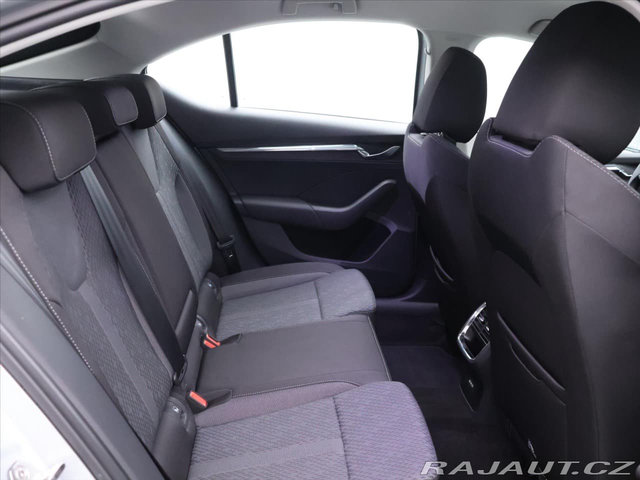 2023 Škoda Octavia - 12