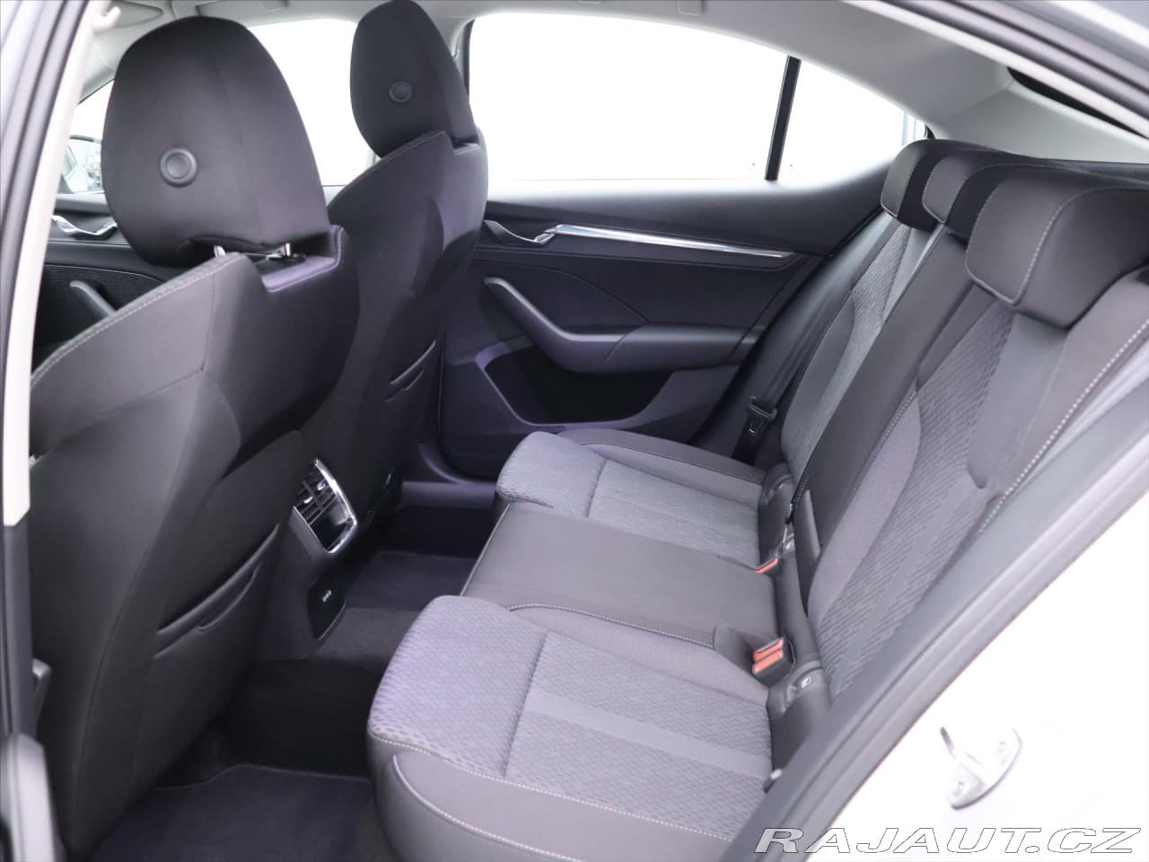 2023 Škoda Octavia - 13