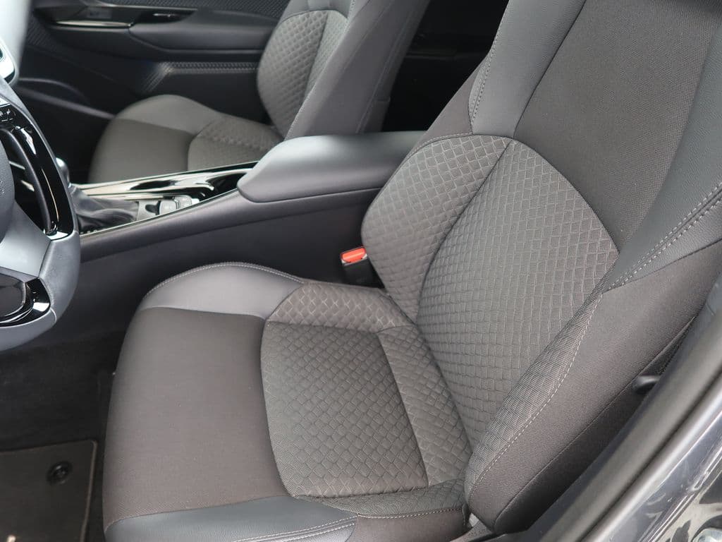 2025 Toyota C-Hr - 9