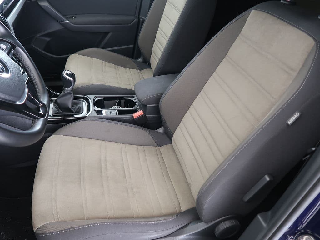 2020 Volkswagen Touran - 9