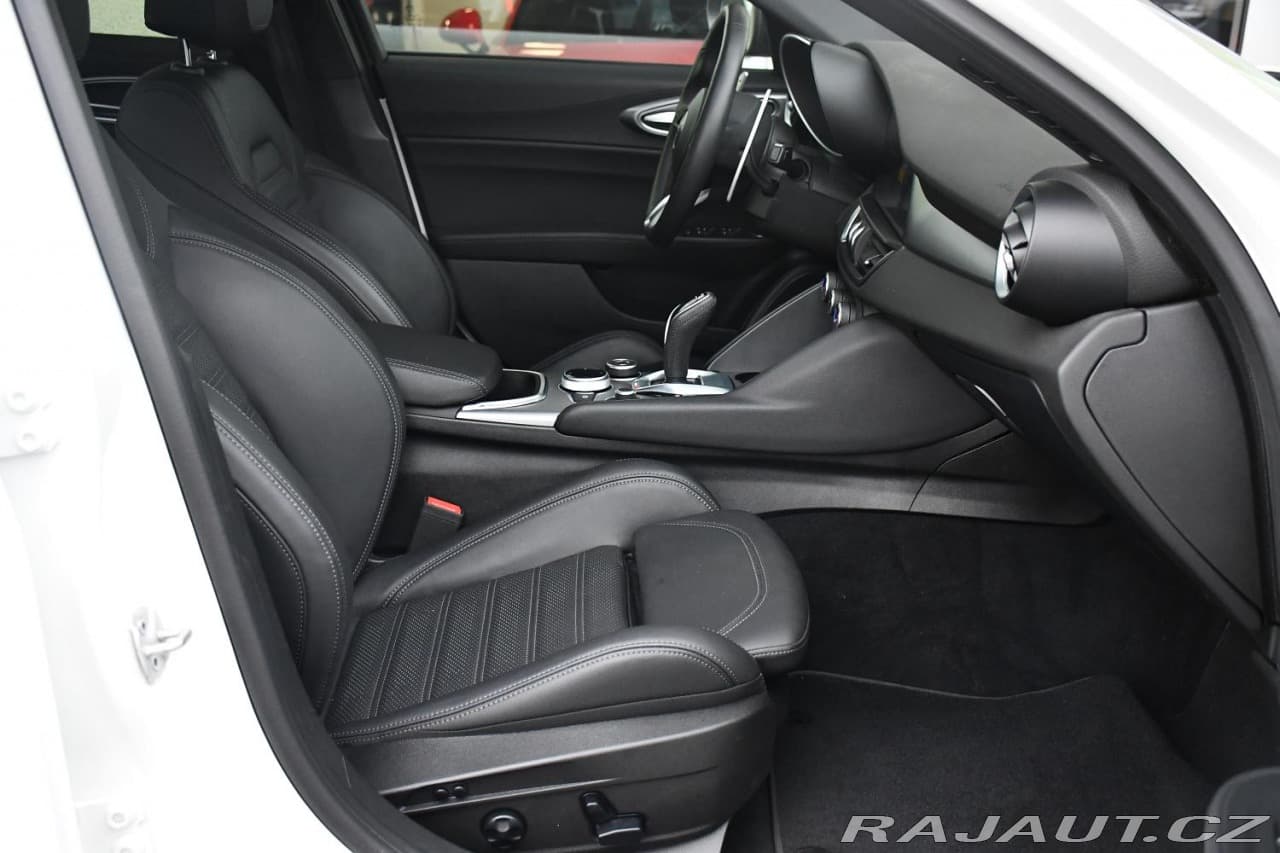 2024 Alfa Romeo Giulia - 20