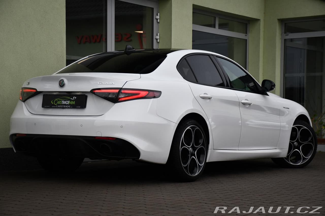 2024 Alfa Romeo Giulia - 4