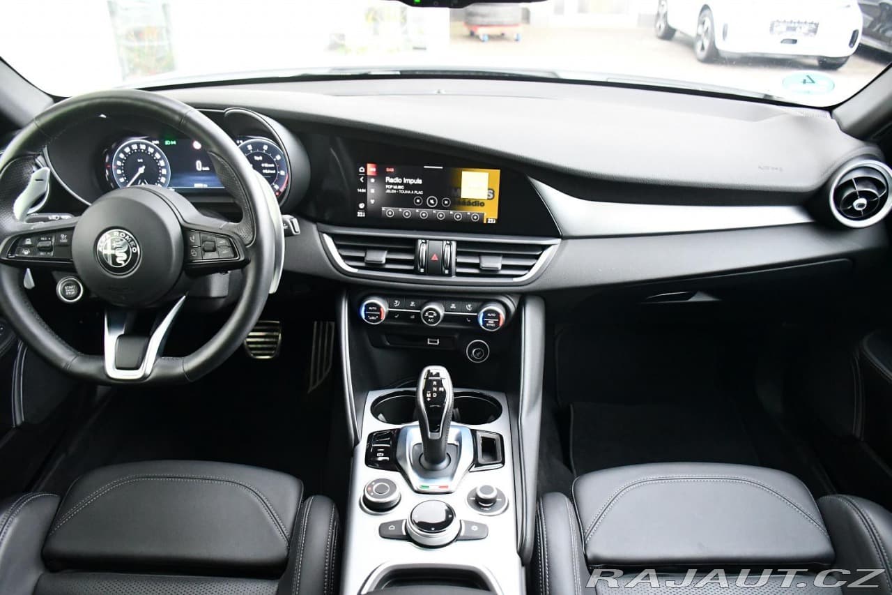 2024 Alfa Romeo Giulia - 5